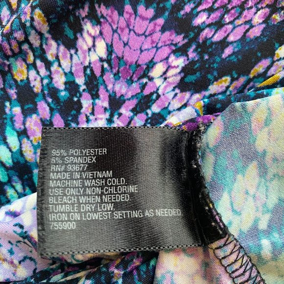 Beautiful Worthington Top Size PS - Picture 5 of 5